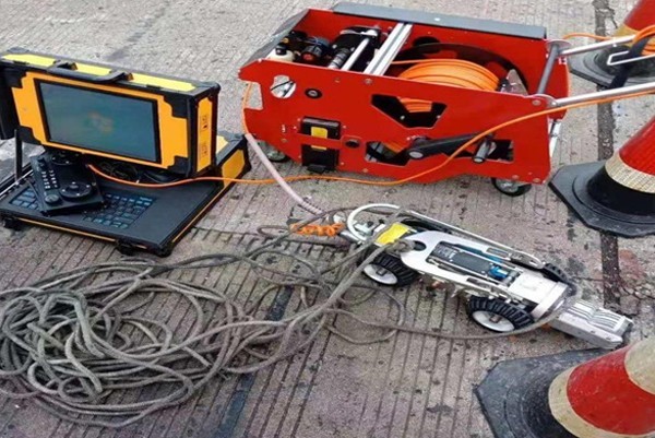 卡若CCTV管道检测机器人